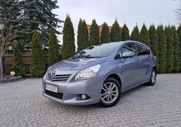 pomorskie Toyota Verso cena 28500 przebieg: 267000, rok produkcji 2010 z Gryfino